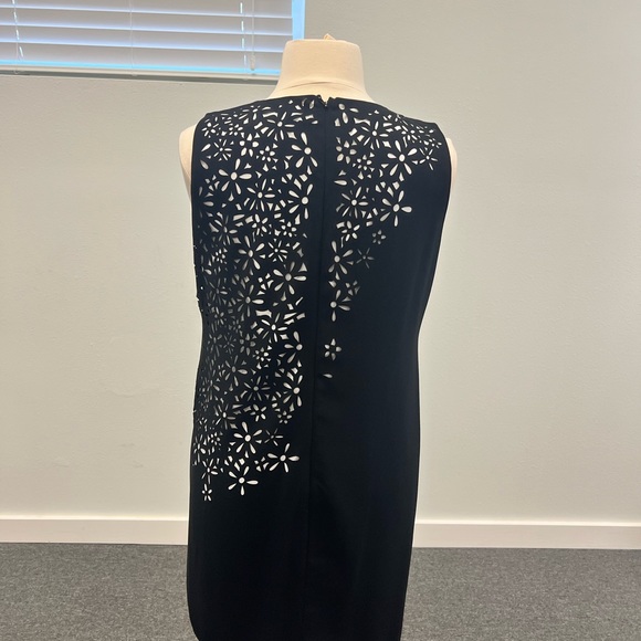 Calvin Klein Navy Dress with White Floral Cutout Pattern. Size 16. Worn 2X. - Picture 2 of 4